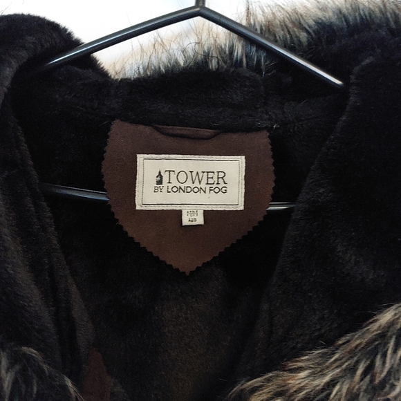 Ladies London Fog coat - Picture 3 of 4